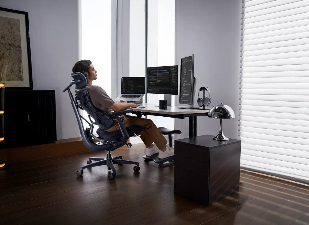 Dynamic Ergonomic Chair vs. Traditional Office Chair: What’s the Real Difference?